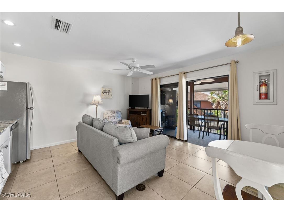 1811 Olde Middle Gulf Drive #10 Sanibel FL 33957 225019377 image6