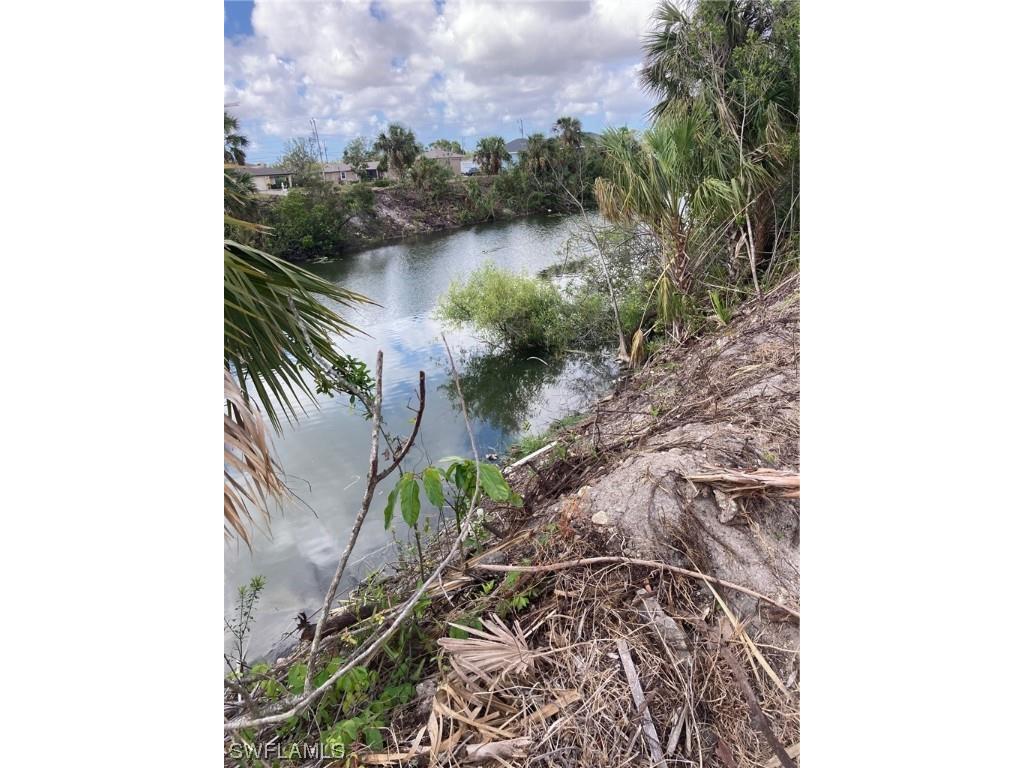 1814 NE 27th Terrace Cape Coral FL 33909 223017542 image2