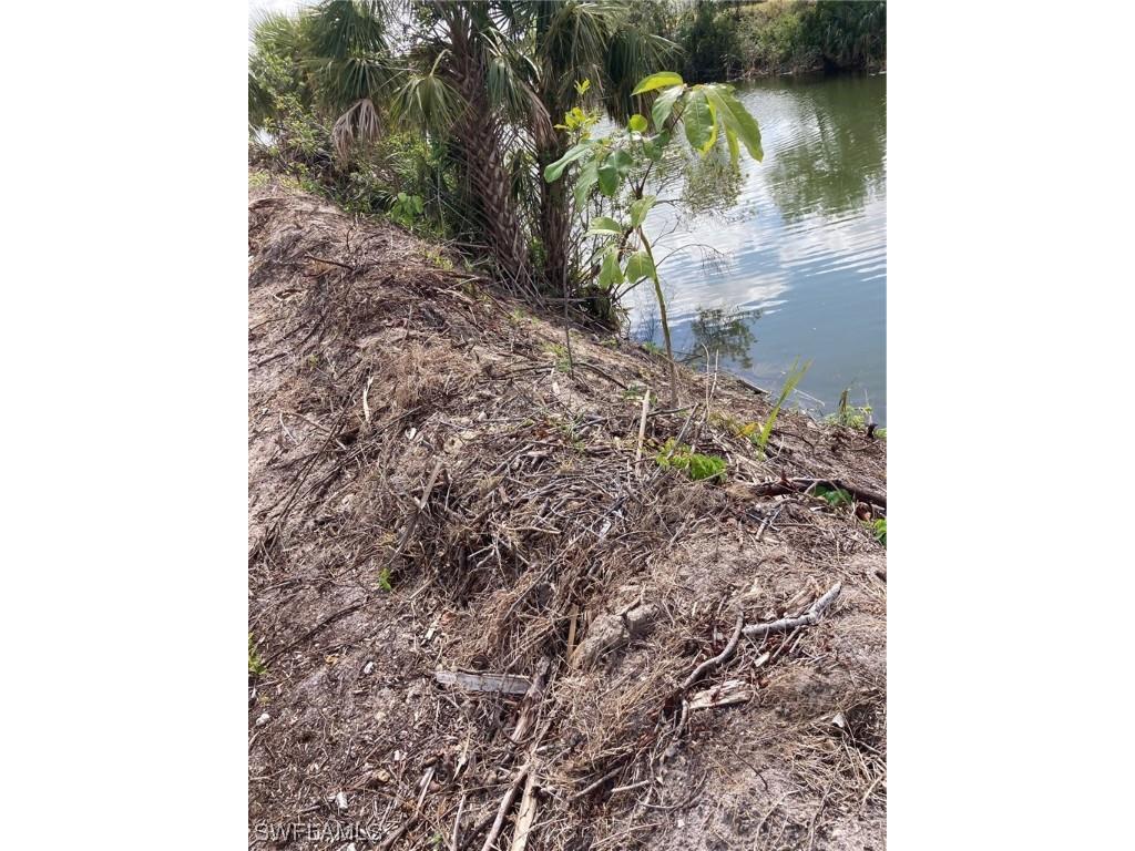 1814 NE 27th Terrace Cape Coral FL 33909 223017542 image4