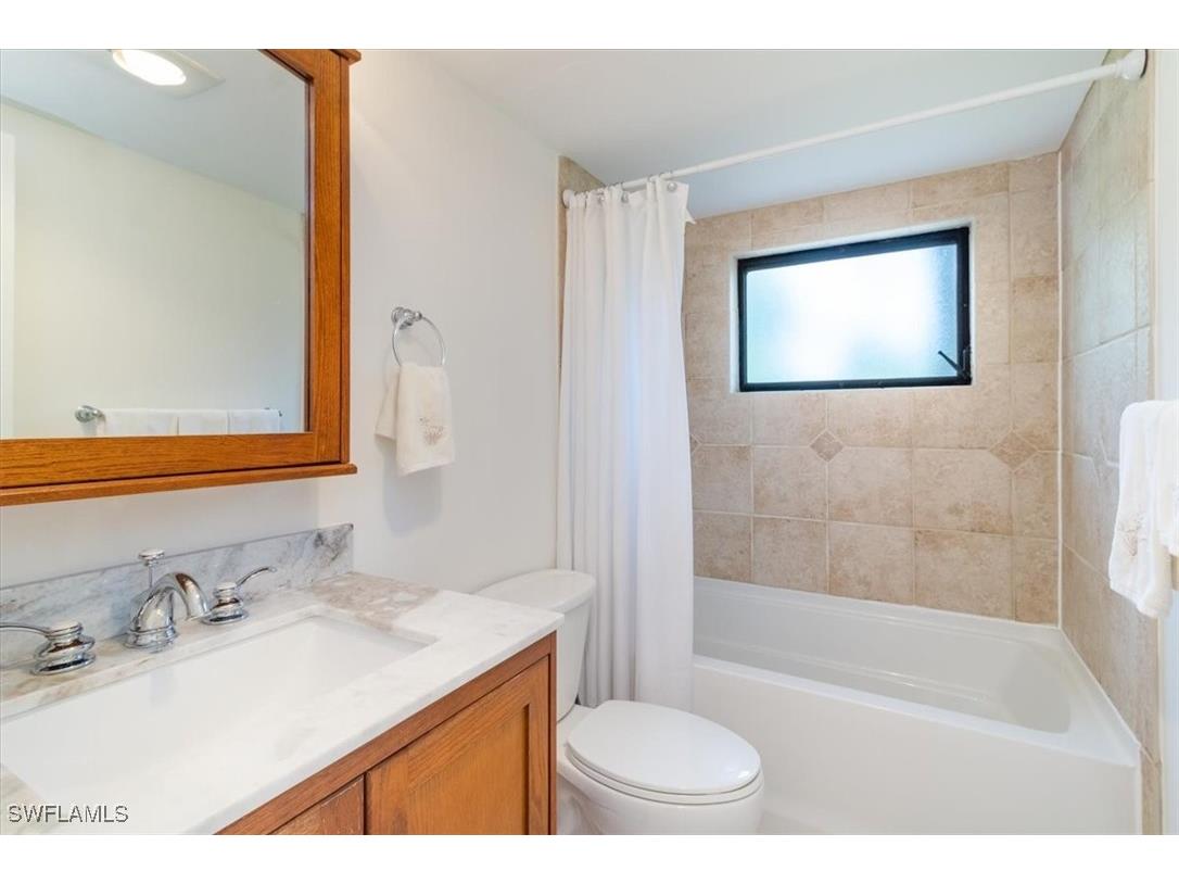 1816 Kings Lake Boulevard #101 Naples FL 34112 225033255 image17