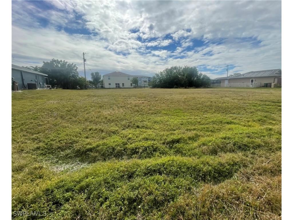 1816 SW 36th Terrace Cape Coral FL 33914 225005427 image1