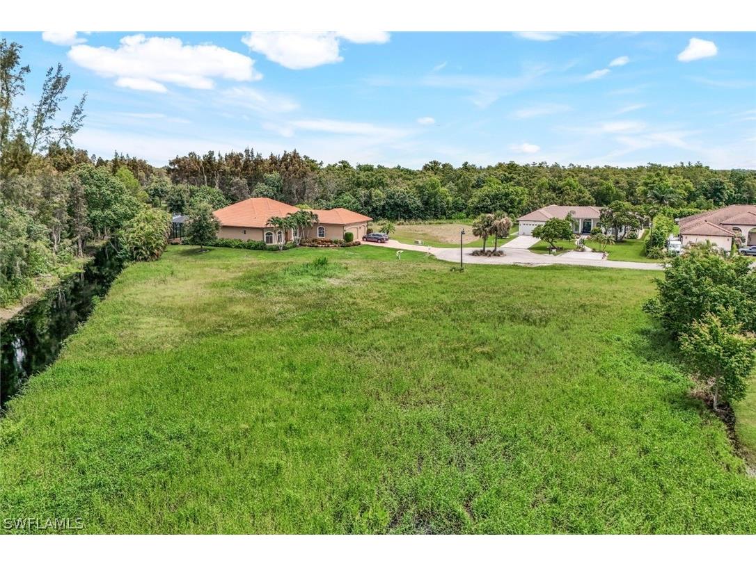 18181 Baywood Drive Naples FL 34114 224063011 image1