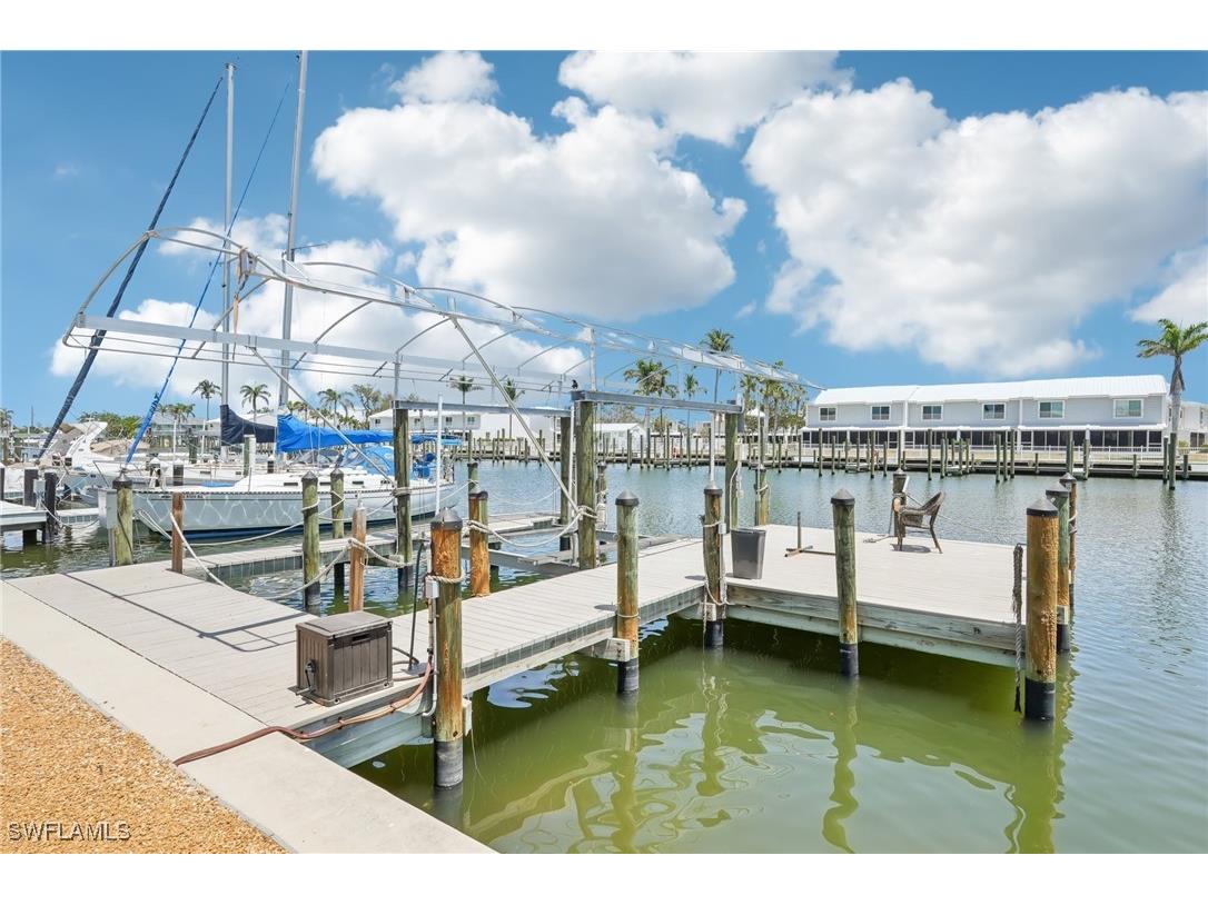 18195 Cutlass Drive Fort Myers Beach FL 33931 225048872 image36