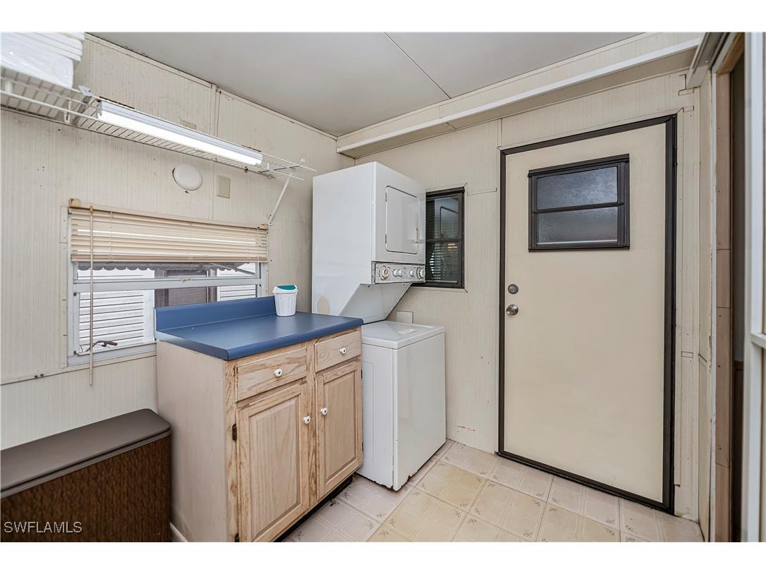 182 Caravan Circle North Fort Myers FL 33903 225033530 image15