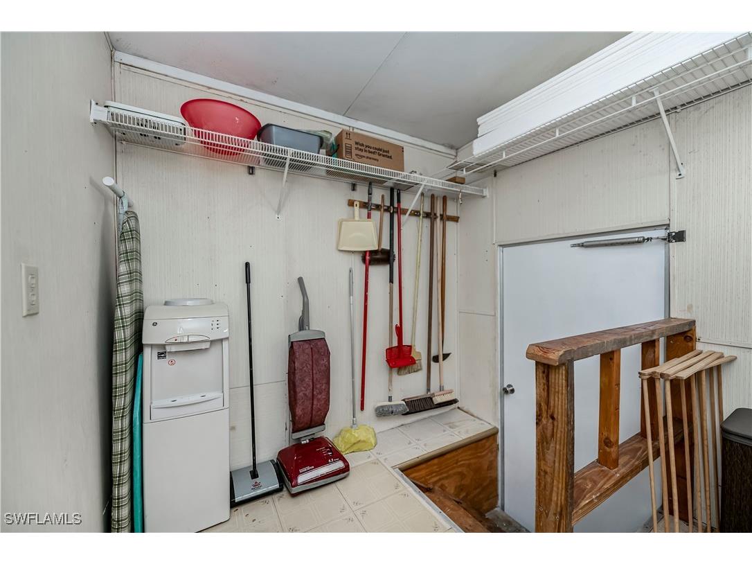 182 Caravan Circle North Fort Myers FL 33903 225033530 image16