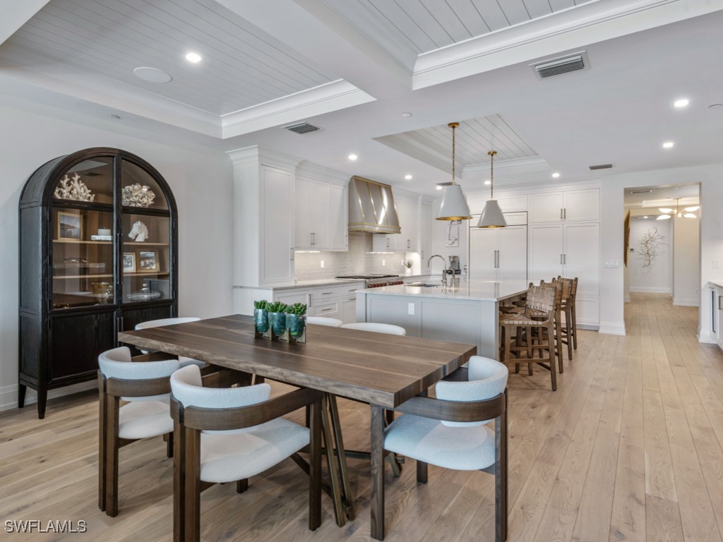 1820 Gulf Shore Boulevard N #202 Naples FL 34102 225047538 image18