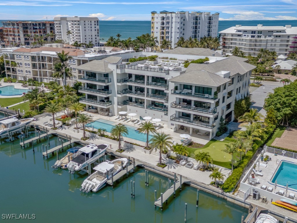 1820 Gulf Shore Boulevard N #202 Naples FL 34102 225047538 image2