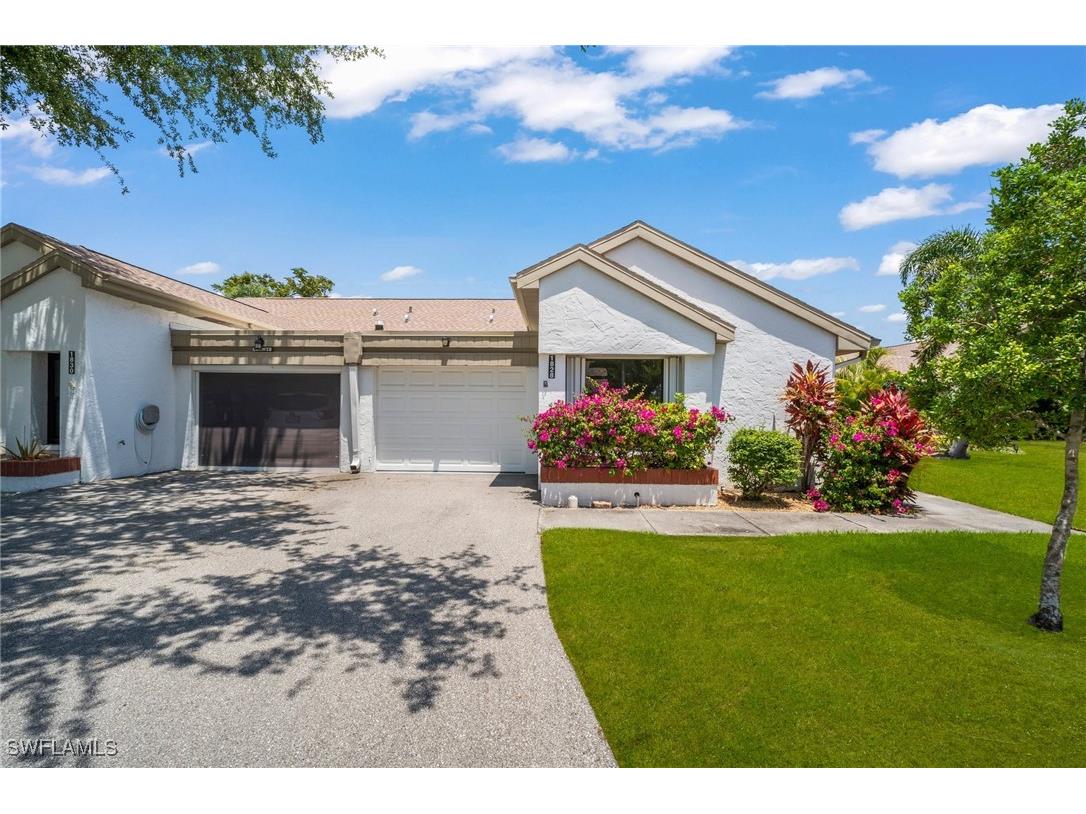 1828 Pine Glade Circle Fort Myers FL 33907 225044726 image1