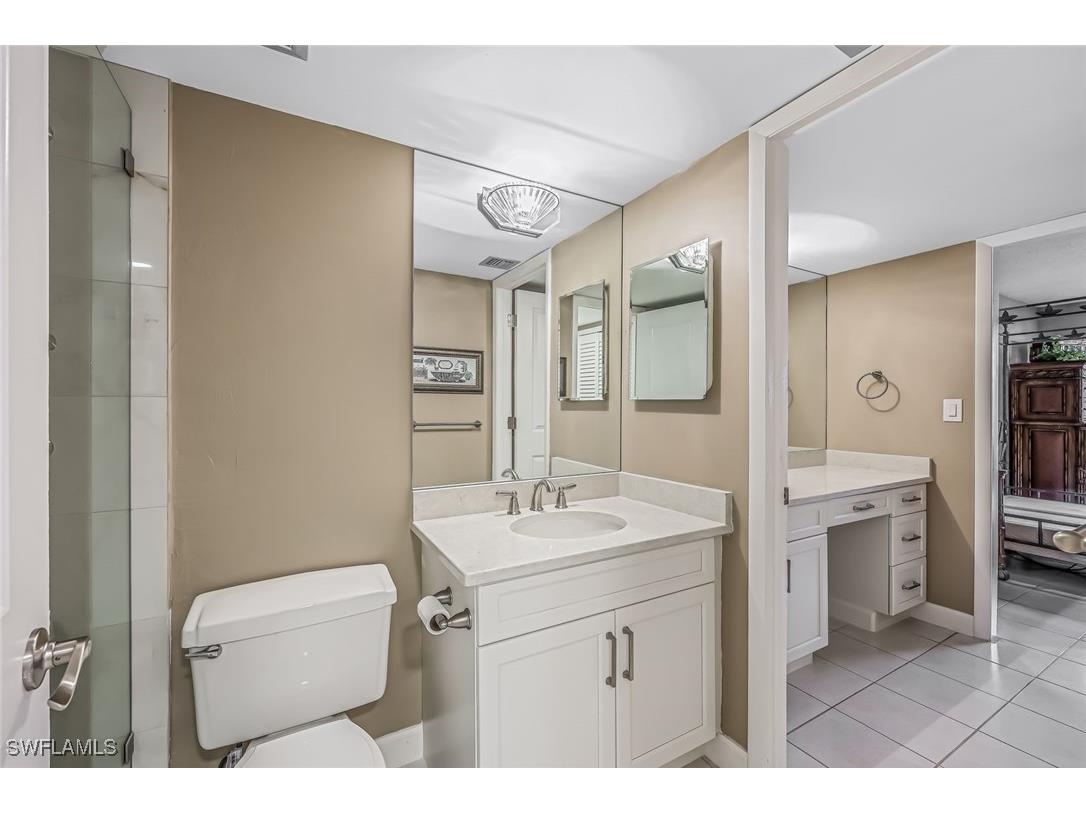 1828 Pine Valley Drive #101 Fort Myers FL 33907 224077326 image14