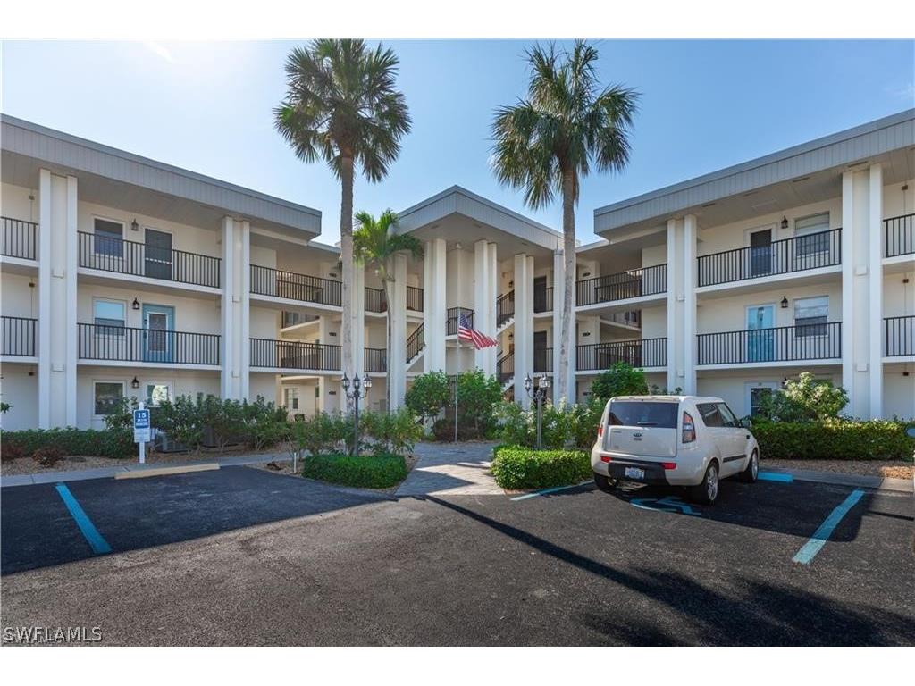 1828 Pine Valley Drive #302 Fort Myers FL 33907 224050703 image1