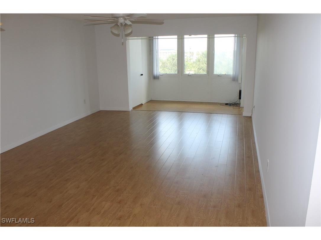 1828 Pine Valley Drive #310 Fort Myers FL 33907 225048116 image2