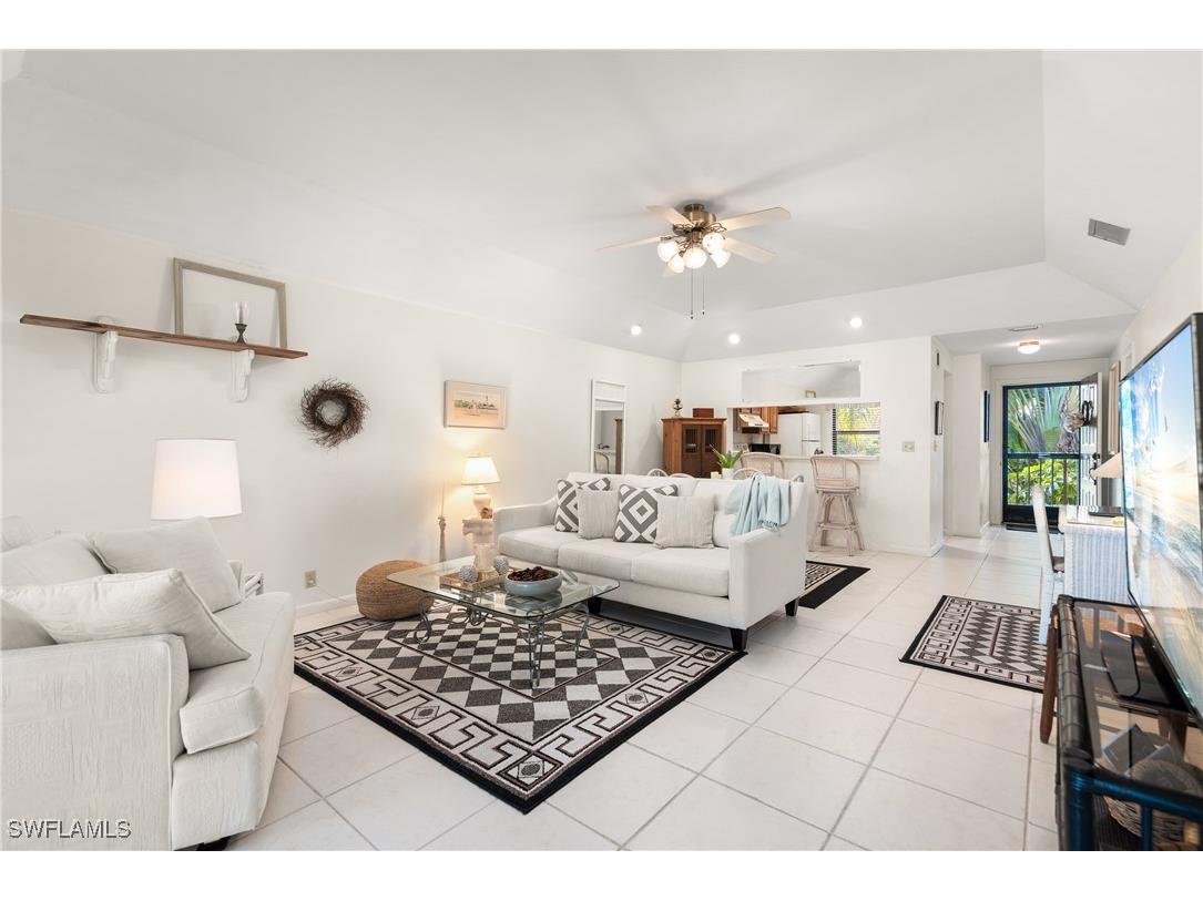 1833 Courtyard Way #E204 Naples FL 34112 225002567 image4