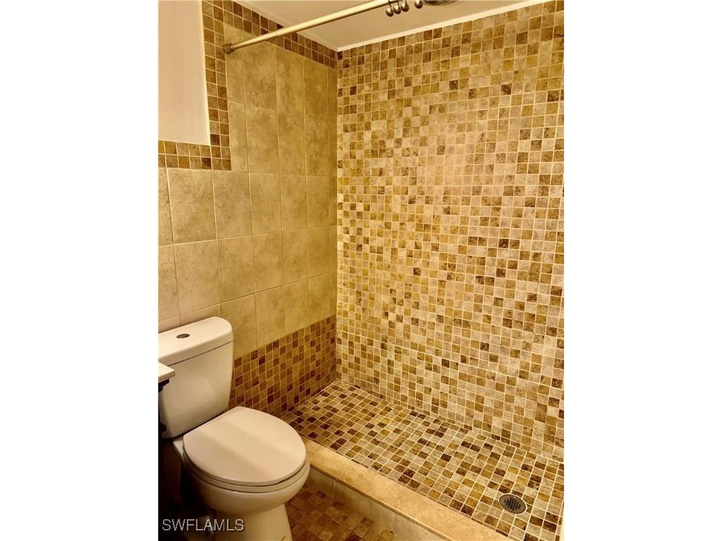 1849 Maravilla Avenue #C6 Fort Myers FL 33901 224091865 image20