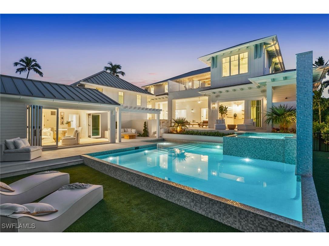 187 10th Avenue S Naples FL 34102 225001455 image1