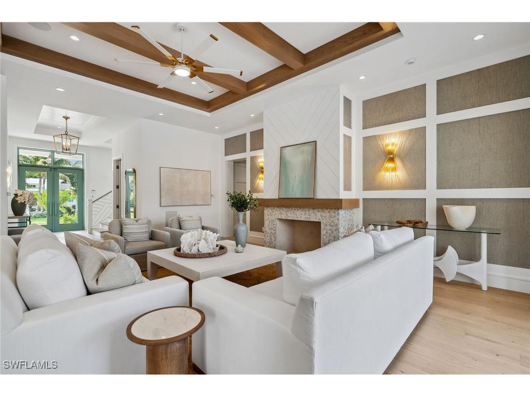 187 10th Avenue S Naples FL 34102 225001455 image17