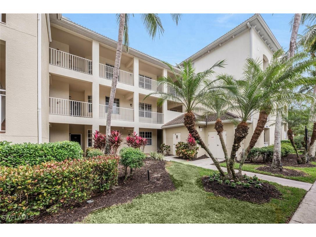 1886 Tarpon Bay Drive S #102 Naples FL 34119 225008197 image1