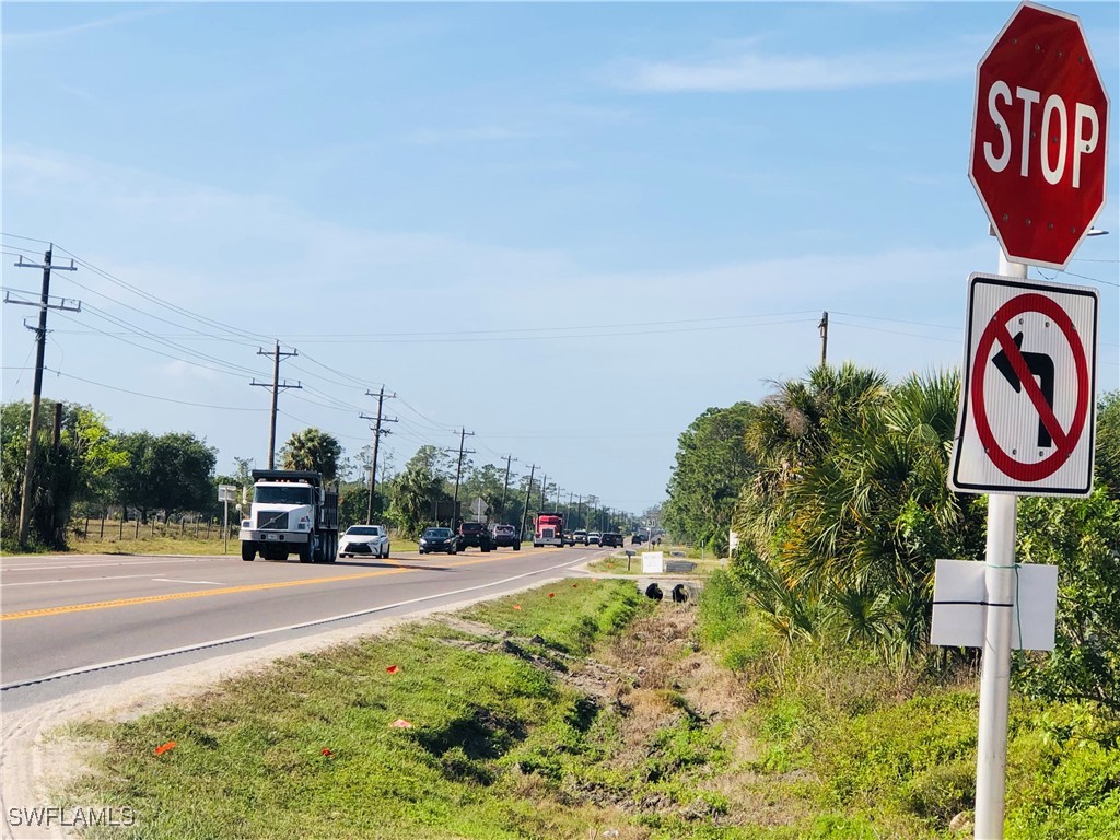  North Fort Myers FL 33917 225040042 image9