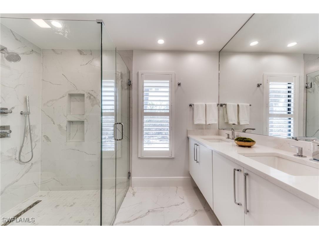 19 Beach Homes Captiva FL 33924 225028912 image25