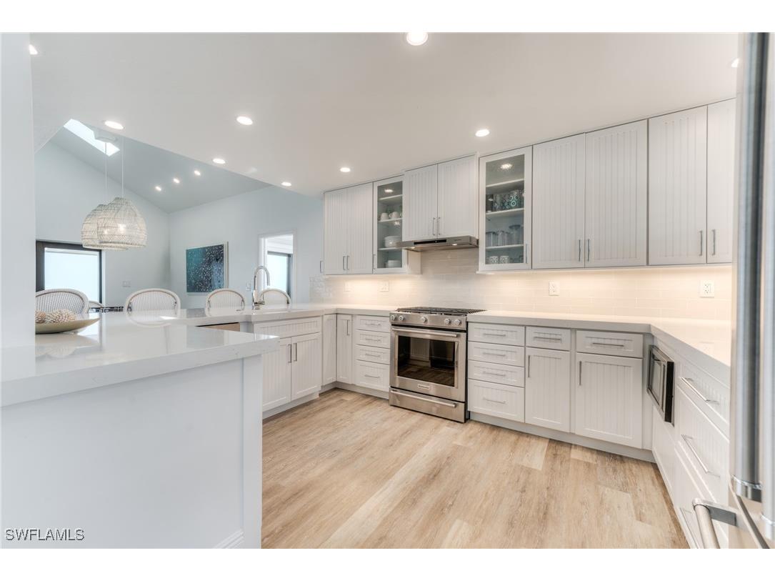 19 Beach Homes Captiva FL 33924 225028912 image6