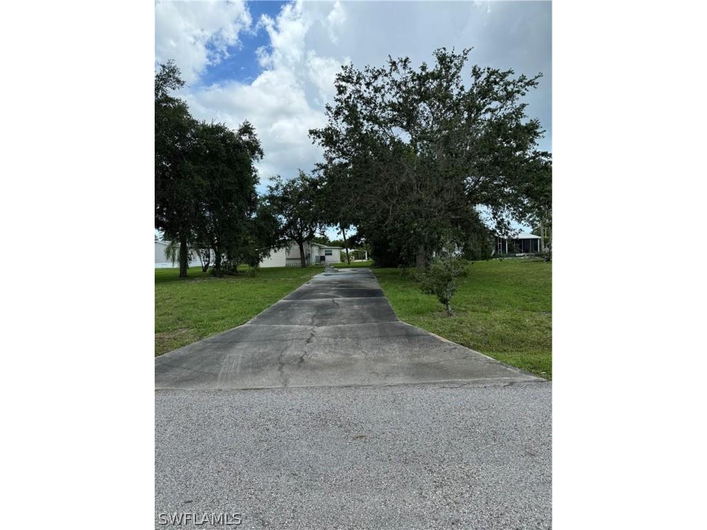 19 Twin Palms Drive Naples FL 34114 224053561 image1