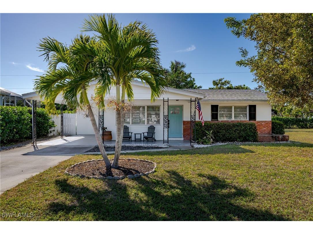 190 4th Street Bonita Springs FL 34134 225011570 image1