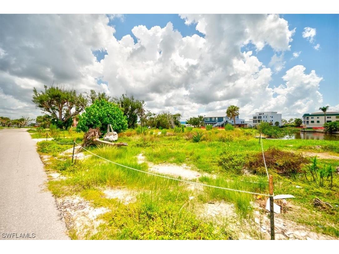 190 Matanzas Street Fort Myers Beach FL 33931 223058482 image6