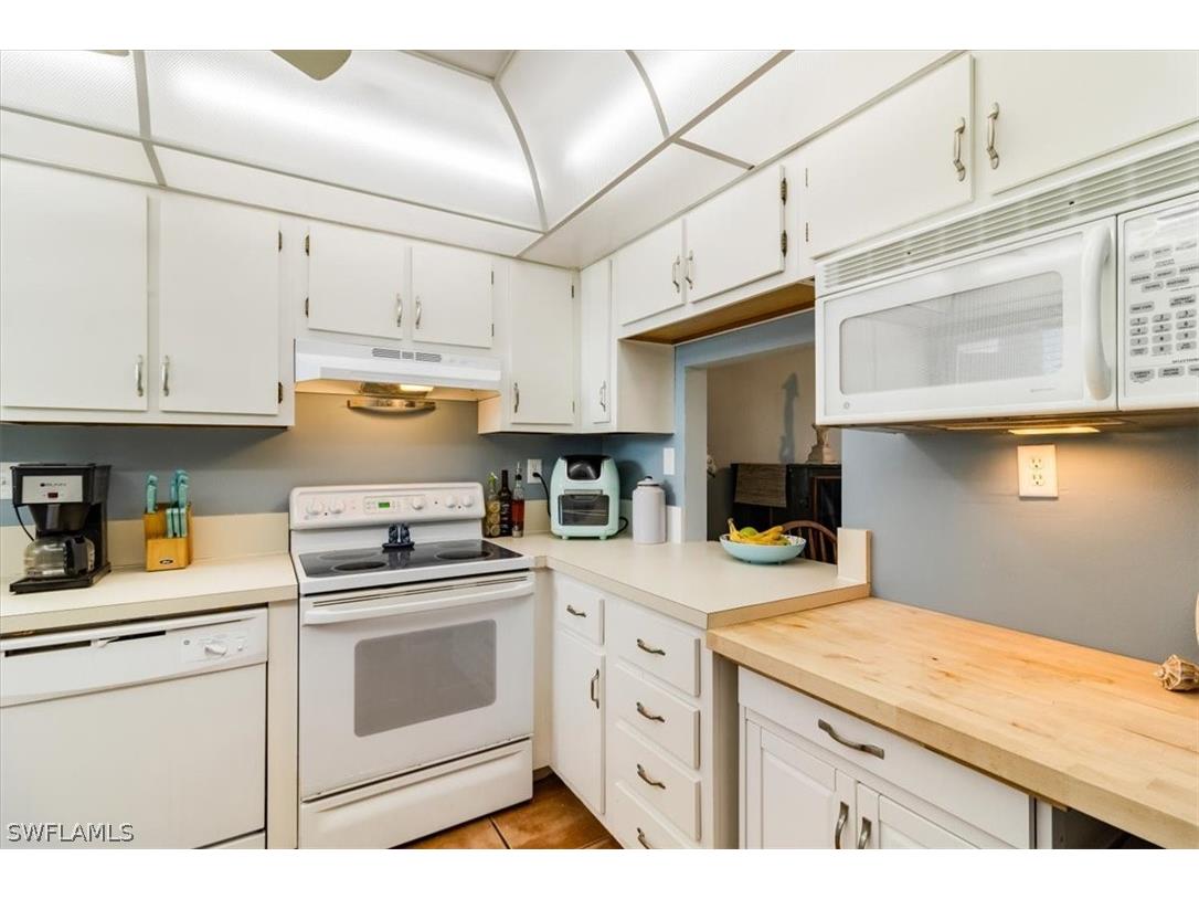 190 Pebble Beach Boulevard #204 Naples FL 34113 224054823 image5