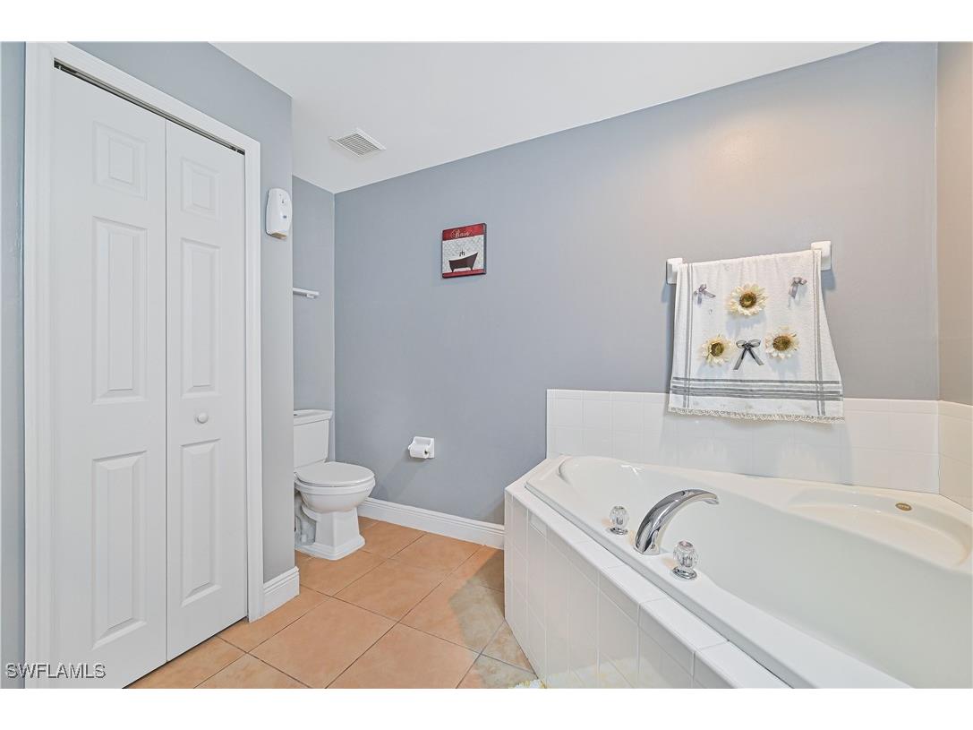 1902 NW 2nd Place Cape Coral FL 33993 225039212 image20