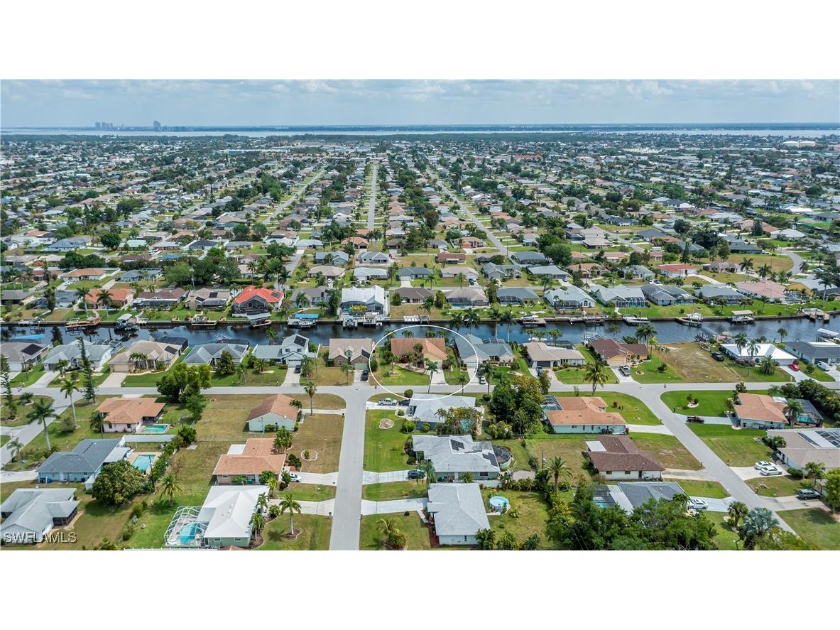1903 SE 10th Avenue Cape Coral FL 33990 225027253 image10