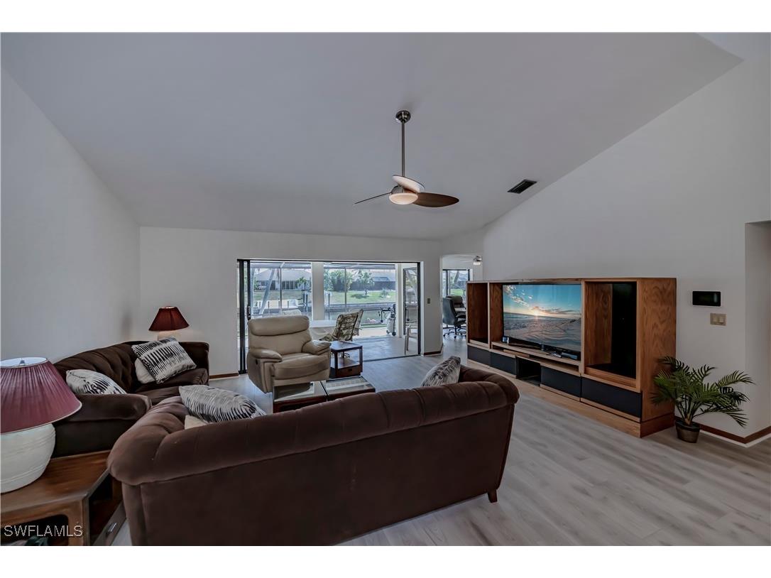 1903 SE 10th Avenue Cape Coral FL 33990 225027253 image13