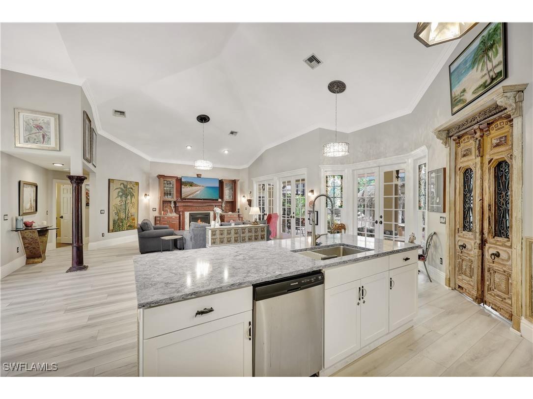 1904 Bethany Place Naples FL 34109 225040772 image12