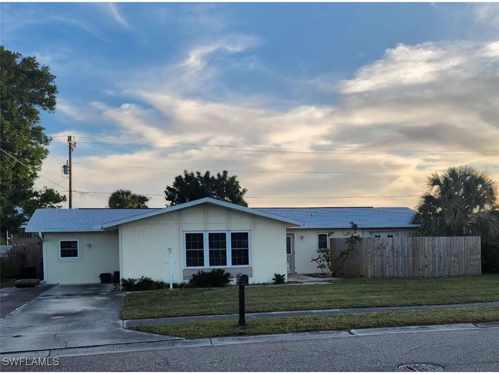 1907 Longfellow Drive North Fort Myers FL 33903 225015013 image1