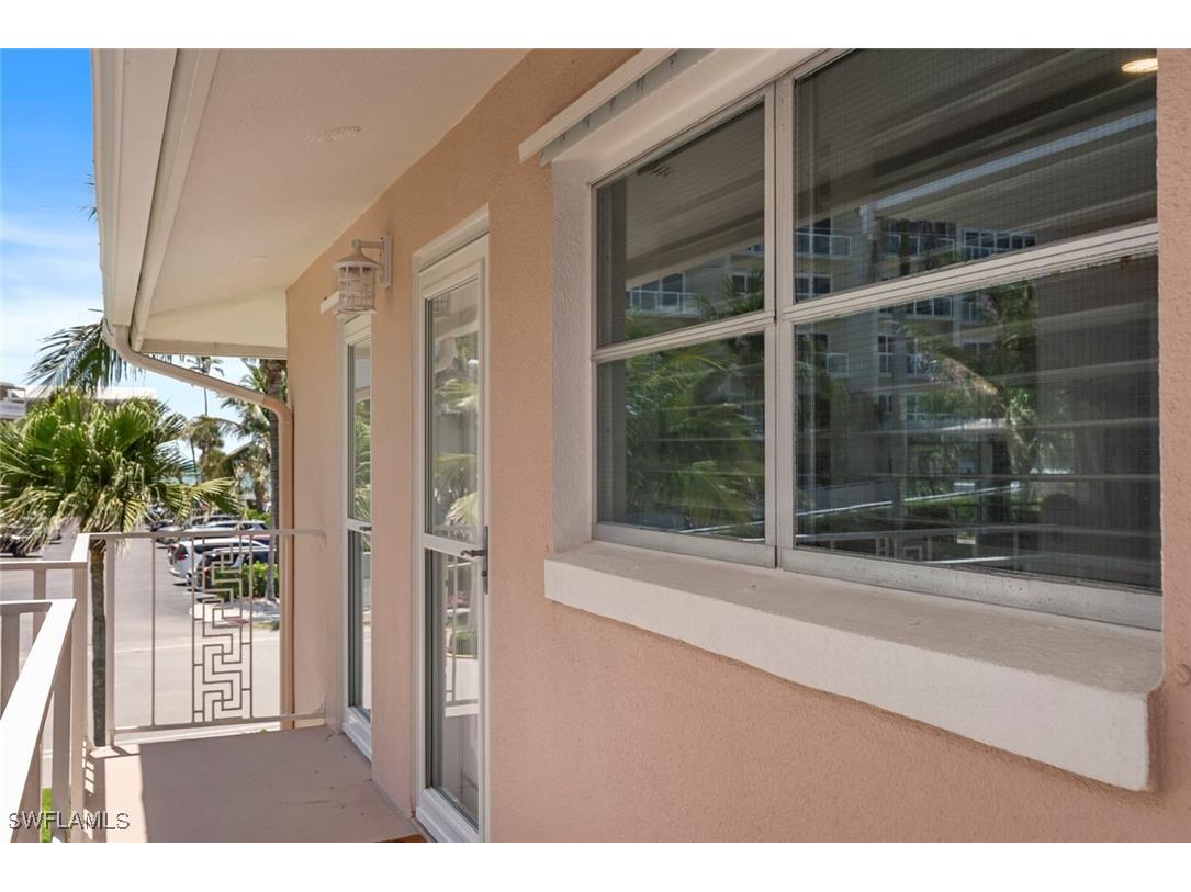 1910 Gulf Shore Boulevard N #204 Naples FL 34102 225049033 image31