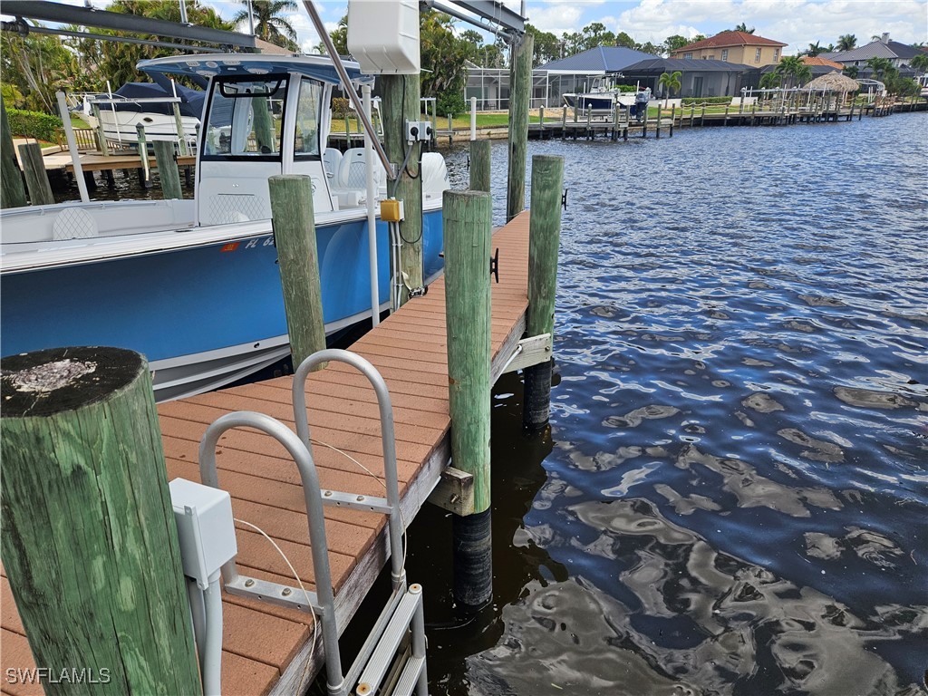 1917 SE 19th Lane Cape Coral FL 33990 225024416 image1