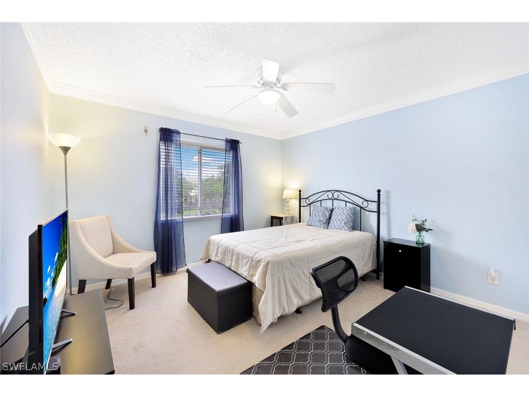 192 Furse Lakes Circle #H11 Naples FL 34104 224050309 image17