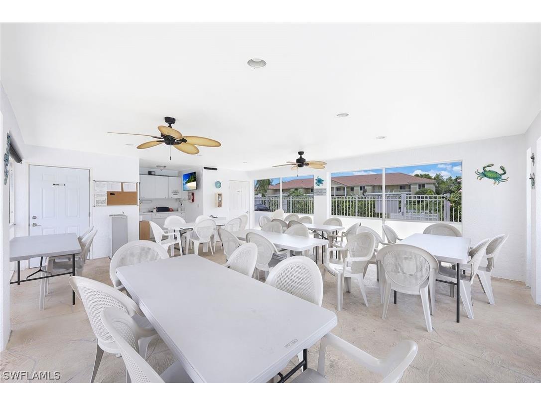 192 Furse Lakes Circle #H11 Naples FL 34104 224050309 image27