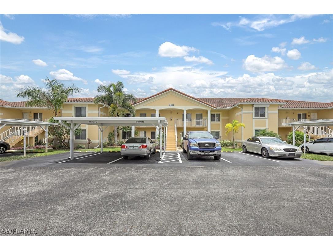 192 Furse Lakes Circle #H11 Naples FL 34104 224050309 image4