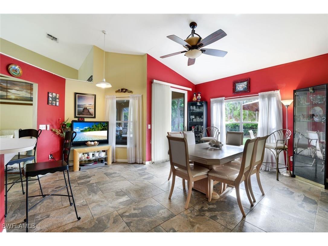 1920 Piccadilly Circus Naples FL 34112 225054061 image13