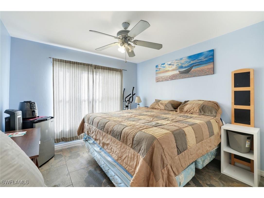 1920 Piccadilly Circus Naples FL 34112 225054061 image19