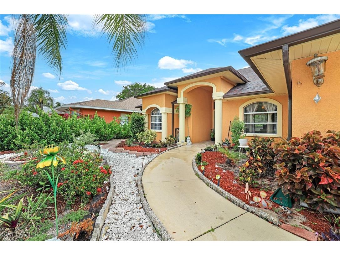 1920 Piccadilly Circus Naples FL 34112 225054061 image4