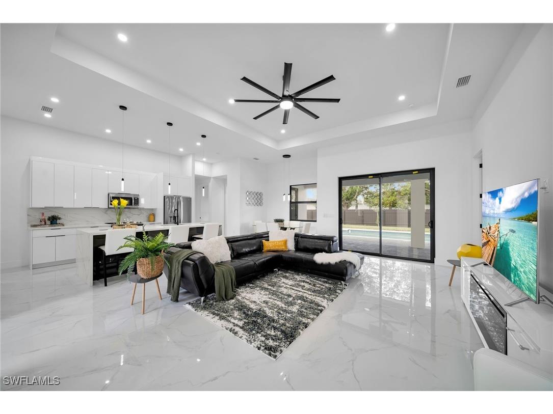 1921 SW 4th Street Cape Coral FL 33991 225053685 image1