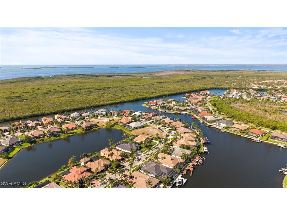 1922 Harbour Circle Cape Coral FL 33914 225040921 image8