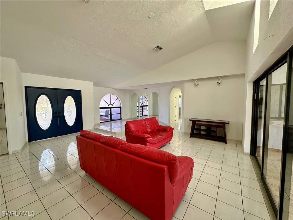 1922 SE 10th Place Cape Coral FL 33990 224003558 image5