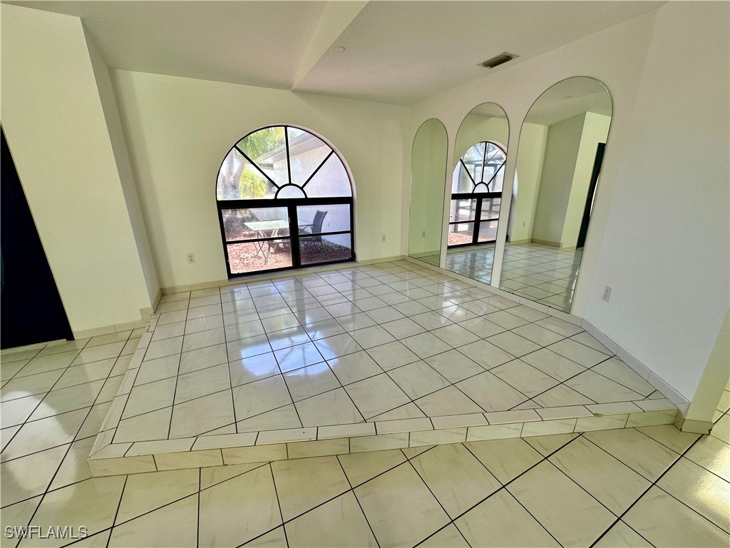 1922 SE 10th Place Cape Coral FL 33990 224003558 image6