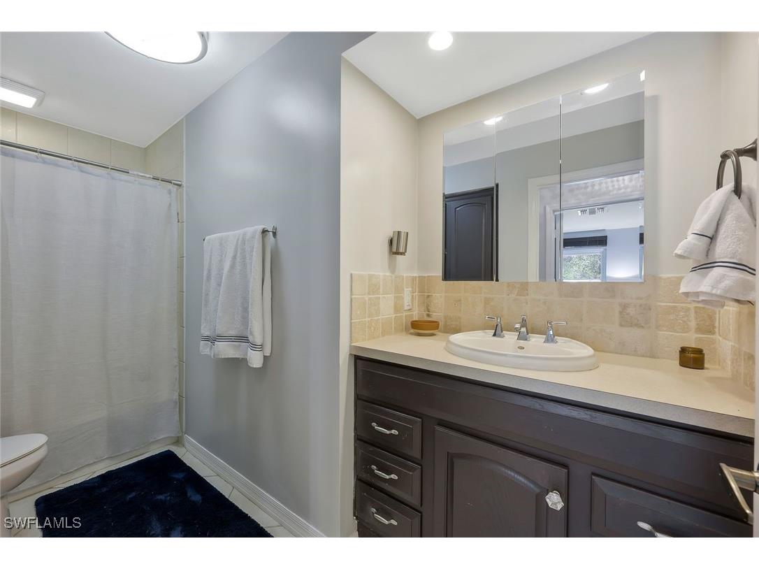 1930 Curling Avenue Naples FL 34109 225025471 image20