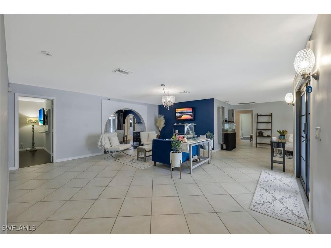 1930 Curling Avenue Naples FL 34109 225025471 image8