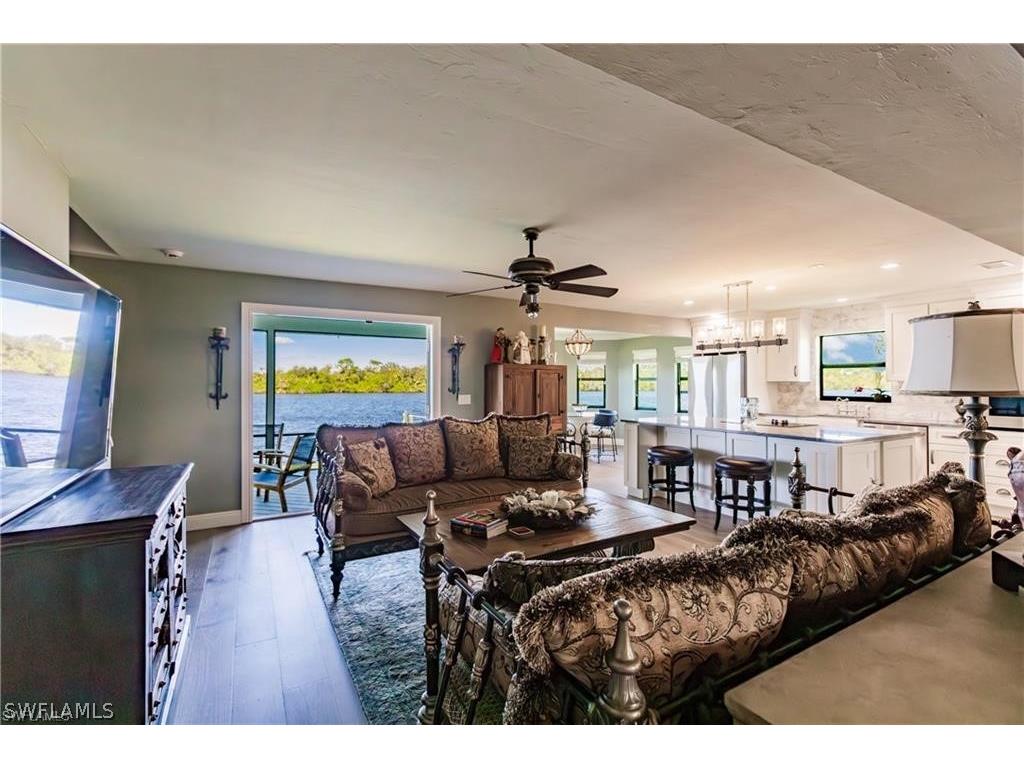 1943 Bahama Avenue Fort Myers FL 33905 224052390 image6