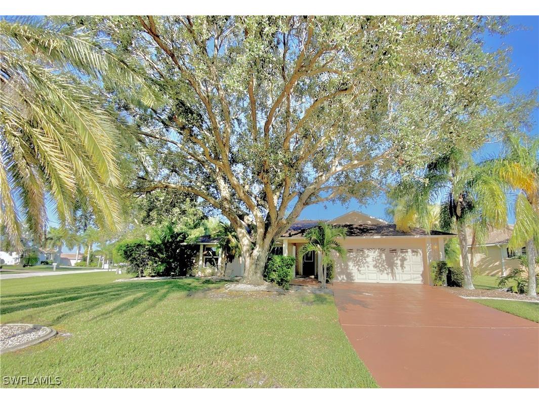 1952 SE 21st Court Cape Coral FL 33990 224039666 image2