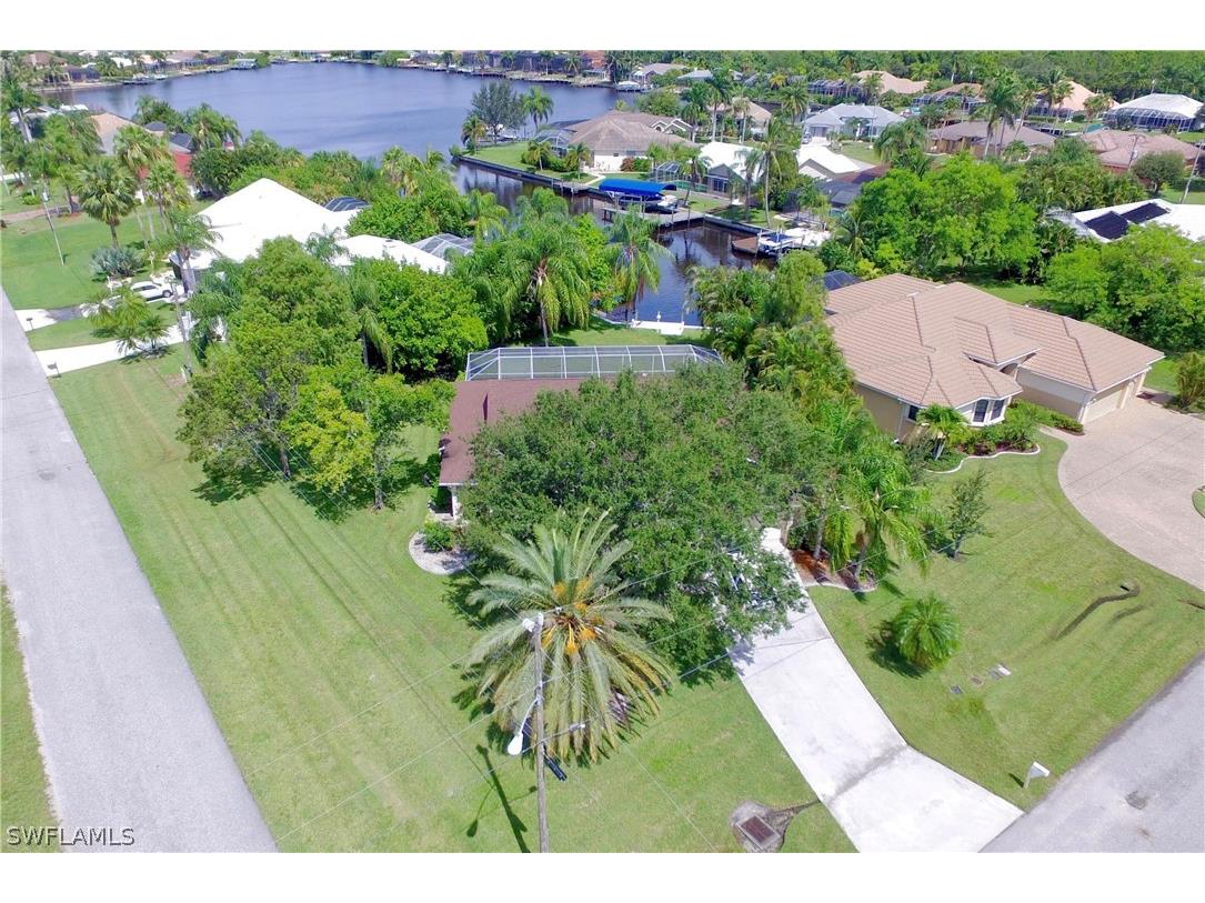 1952 SE 21st Court Cape Coral FL 33990 224039666 image3