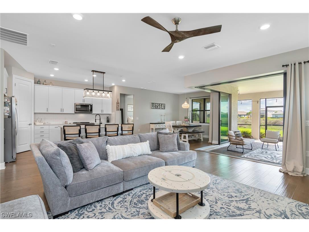 19605 Utopia Lane Estero FL 33928 223048408 image1